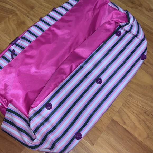 Hello Kitty Duffle / Overnight Tote Bag - Picture 4 of 14